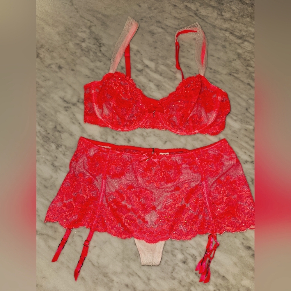 Victoria's Secret lingerie set